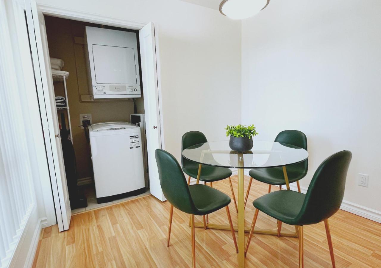 Downtown Waterfront Kelowna Oasis Newly Renovated 2Bed 2Bath Lägenhet Exteriör bild