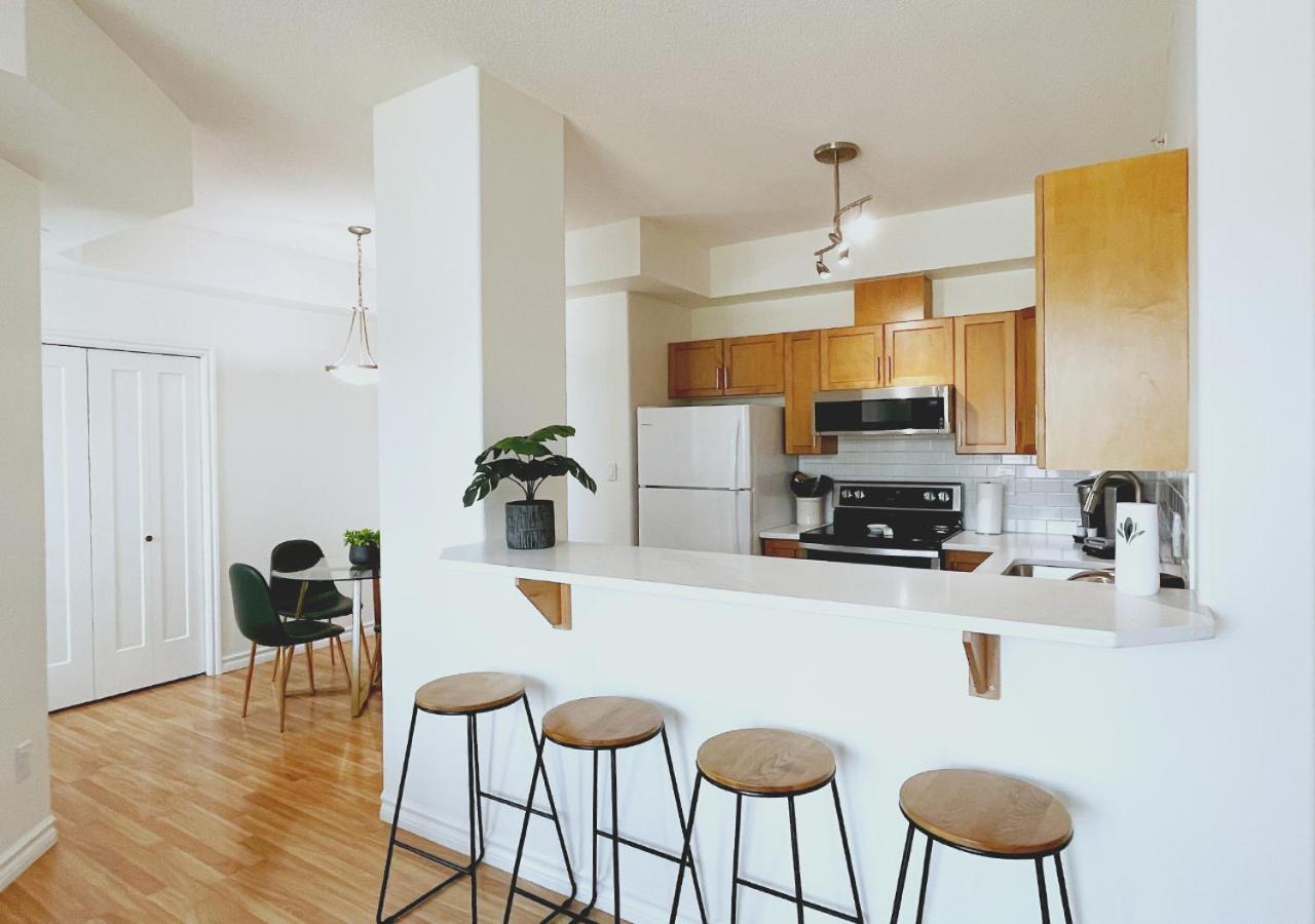 Downtown Waterfront Kelowna Oasis Newly Renovated 2Bed 2Bath Lägenhet Exteriör bild