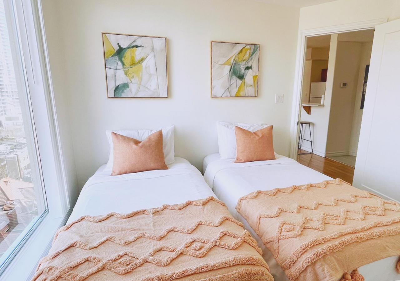 Downtown Waterfront Kelowna Oasis Newly Renovated 2Bed 2Bath Lägenhet Exteriör bild