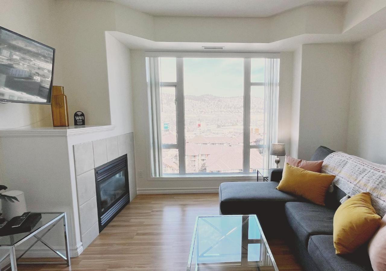 Downtown Waterfront Kelowna Oasis Newly Renovated 2Bed 2Bath Lägenhet Exteriör bild